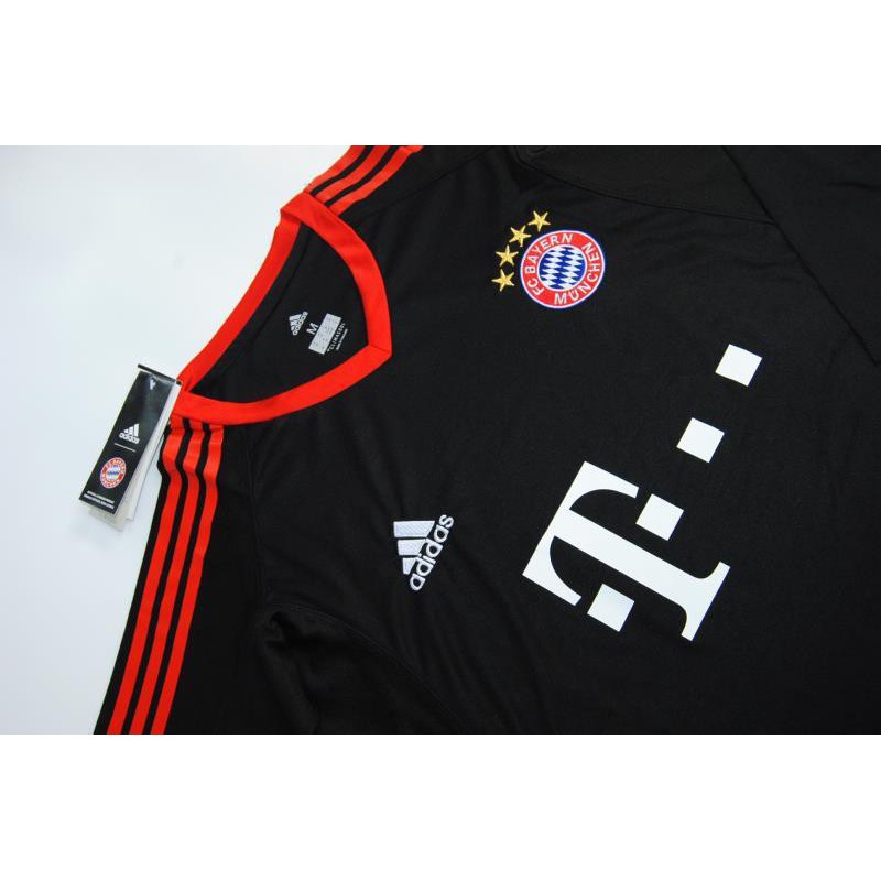 bayern munich black kit